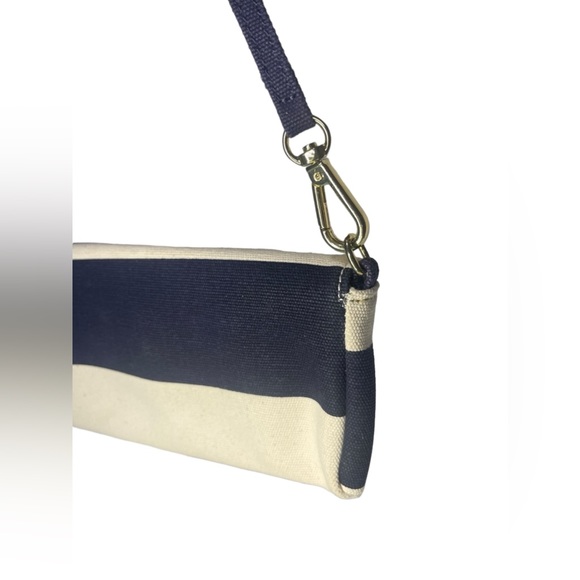 Tommy Hilfiger Blue & White Canvas Wristlet - Picture 7 of 8